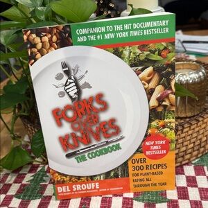 Cookbook - Green and White